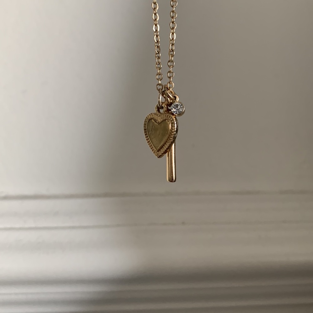 Necklace - Picture 2 of 2